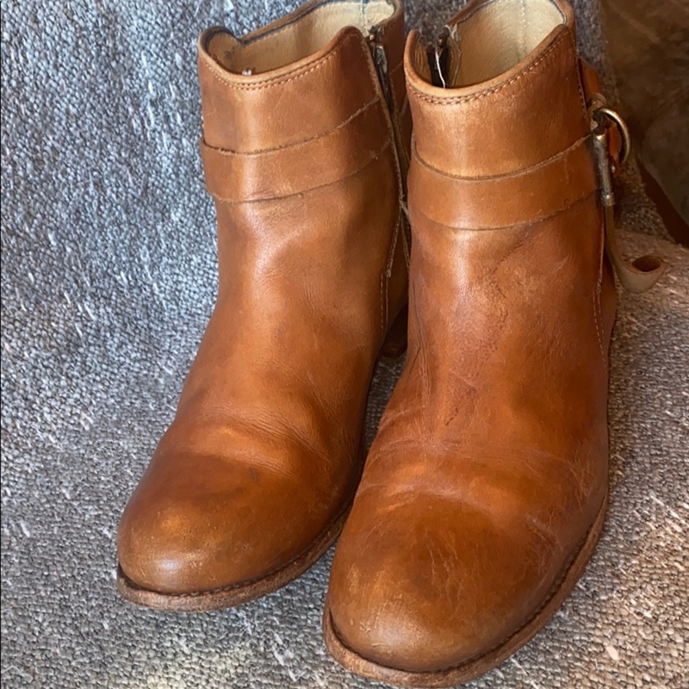 Frye booties🥰